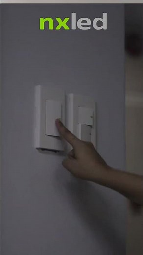 Difference between TRICOLOR and DIMMABLE BULB #Nxled #tricolor #dimmable #fyp #ytshorts #didyouknow