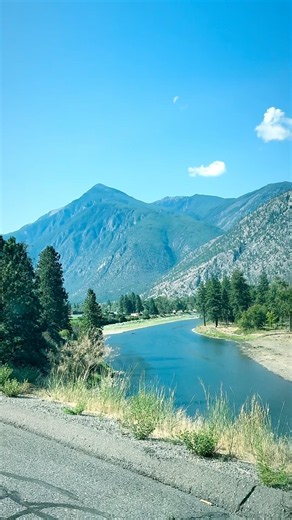 A Journey from vancouver to Red mountain. #travel #vancouver #youtubeshorts