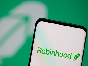 Robinhood to 'democratize' IPO, selling up to third of shares directly to retail investors