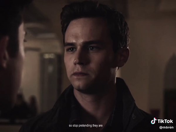 i keep thinking of edit ideas then realising i already made them like 3 months ago and i’m pretty sure i’ve edited them to this song before😣 || scp: petraxescenes, standalllscenes, bigenergy777.scps 📺: 13 reasons why (2017-2020) 💿: white ferrari - frank ocean #13reasonswhy #13reasonswhyedit #justinfoley #clayjensen #frankocean