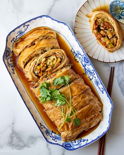 The Best and Easy Tofu Skin Roll (Yuba) 腐皮卷 - WoonHeng