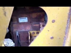 Cat IT28g walk around