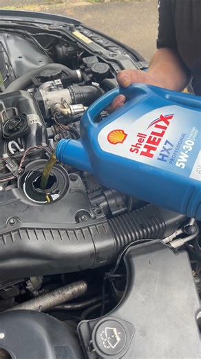 #BMW #E46 #oilchange #oil #repair #diy #mechanic | Marius RBE