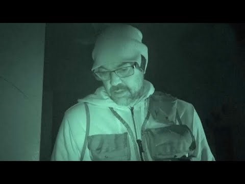 Astro descobre durante gravação de reality que esposa contratou assassino para matá-lo: 'A polícia está na minha casa'; vídeo