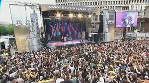 Join the conversation as we talk hockey with Patrick Sharp and fans at The Harp in Boston. We’re talking all things #StanleyCup Final and giving away all sorts of New Amsterdam Vodka prizes. | NHL