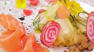 343K views · 78 reactions | [ Défi Food & Style n°2 ] Retrouvez nos deux expertes Food & Style à l'épreuve pour leur deuxième Défi et découvrez ce qu'elles ont imaginé pour leurs invités mystères du jour. | Labeyrie | Facebook