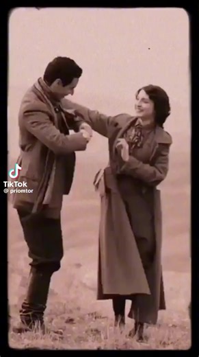 Elif (@elifimm.....33)’s videos with asl audio - Elif