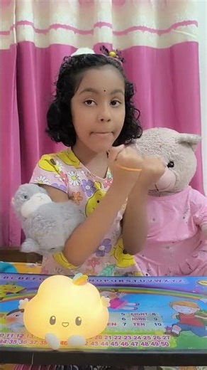 It's Magic Time.U won’t believe your eyes! Watch this rubber band magically pass thru my fingers! ✨🎩