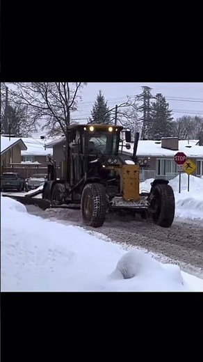Grader Plowing Snow #heavyequipment #snow