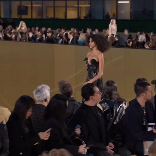 Vesace | Fall/Winter 2023 Fashion Show #fashion #versace #runway #fashionshow #collection #fyp #foryou #fypシ #foryoupage #versacefashionshow