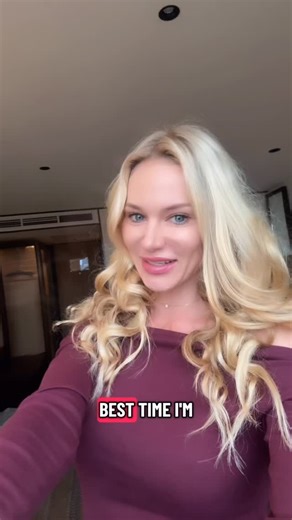 Dasha Daley on Instagram: "Brisbane 22-23 August 🖤✈️ Google Dasha Daley to arrange a date 👀"