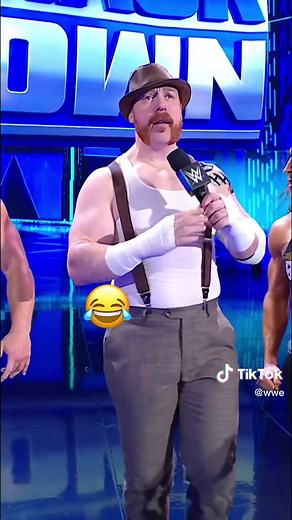 Roman Reigns Mic Malfunction: Sheamus' Epic Burn