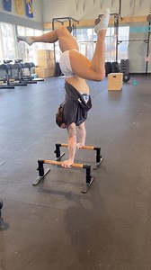 Little gymnasty work. Sometimes coach lets me play in the gym. Gotta keep it fun! 🤸‍♀️ #lsit #Lsit #lsittohandstand #lsittohandstandprogression #progress #progression #parallettes #gymnastics #exgymnast #stillgotit #retiredgymnast #gymnastics #handstand #staggered #crossfit #crossfitlife #gymlife #handstandpractice #handstandnation #handstandchallenge | Bethany Shadburne crossfitgames