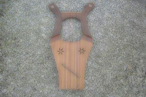 How To Build Your Own Lyre