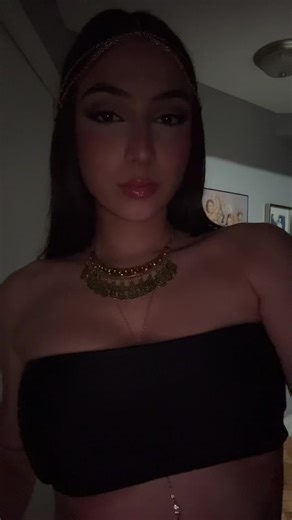 Create a Stunning Cleopatra Halloween Costume