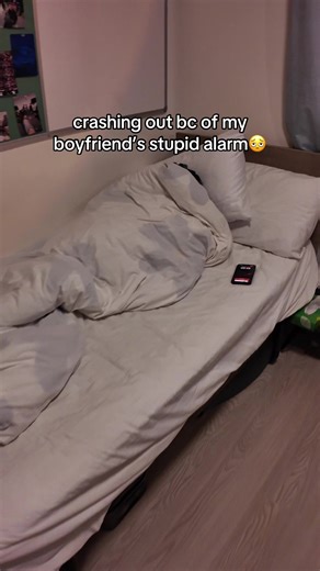 Morning Routine Struggles: Waking Up Early with the Alarm