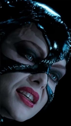 Batman and Catwoman’s Mistletoe Kiss 🌙💋🦇 | Batman Returns (1992) #grandpadadra