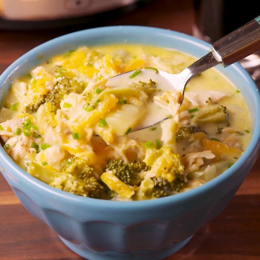 This Cheesy Broccoli Soup practically makes itself. Full recipe: http://dlsh.it/Cuyjaer | Delish