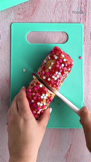 Follow Tovla jr for more kid friendly recipes ##valentinesdayrecipe##valentinesday##valentinesdaytreats