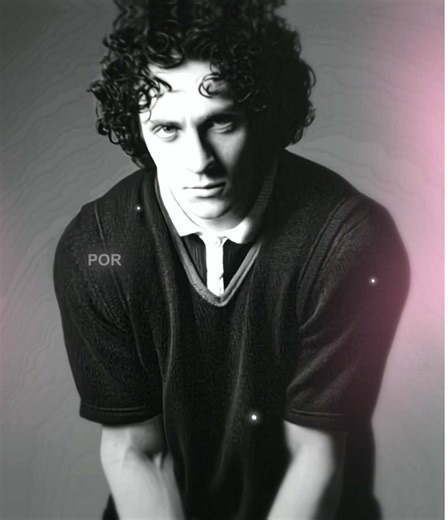 Aaron Taylor-Johnson Glasses Edit