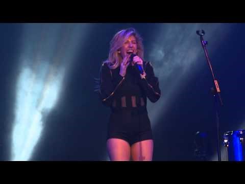 Ellie Goulding - Stay Awake live Liverpool Echo Arena 08-03-14