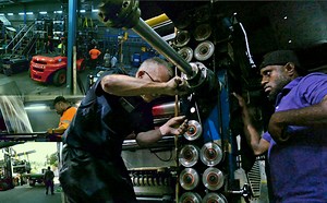 #Feature: South Pacific Post Limited, the publisher behind the iconic Post-Courier newspaper in Papua New Guinea, is set to significantly enhance its printing capabilities with the installation of a new four-high printing tower. Watch more: (https://www.postcourier.com.pg/new-printing-tower-to-revolutionise-post-couriers-full-color-output00/) | Post Courier