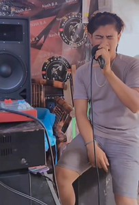 Habang nagseset up sounds mag aalay ng isang kanta para sa Nash B.A Band Channel followers 🙏😇 maraming salamat sa patuloy na patangkilik at pagsubaybay sa aking musika. SHOUT OUT SA LAHAT2X @topfans #LIKE_SHARE_and_COMMENT #followers #highlights #everyone #MISSNAKITASONGBYPML | Nash B.A Band