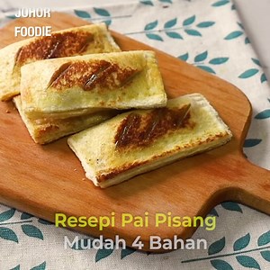 70K views · 2.5K reactions | Jom cuba resepi Pai Pisang Mudah dengan hanya 4 bahan! Bahan-bahan: 1. Roti 2. Pisang 3. Telur 4. Mentega | Halal Foodie | Facebook