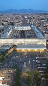 Estación de trenes TERMINI en Roma. Preciosa panorámica. Gracias a @giorgioteti #terminiroma #italiadesdeelcielo #volare #roma #vedutaroma | TURITALIA