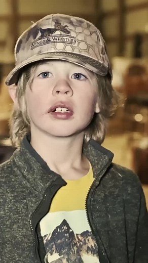 “Son of @waterfowl_connection. Showing us the Giant Canada goose mouth call.” This kids got all of us beat — We could learn a thing or two from him! 🗣️ #MallardBay #GuideTech #HuntingOutfitters #GooseCalling #WaterfowlHunting #GooseHunting #MouthCalling