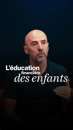 Les enfants doivent comprendre la valeur des choses. Si vous leur donnez trop d'argent, comment apprendront-ils à gérer ? Quand j'étais jeune, mes parents n'avaient pas les moyens de m’acheter une mobylette. Si je voulais une mobylette, il fallait que je me la paie. C'est la base pour bien comprendre la différence entre le nécessaire et le superflu. En tant que parent, c'est un défi. Votre situation financière peut vous permettre d'offrir une excellente éducation, de favoriser leur développement