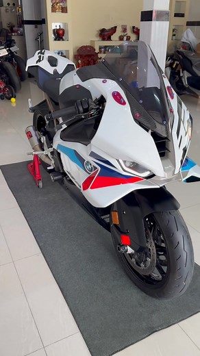 16K views · 1.6K reactions | BMW S1000RR M-Package 20 Up 25 ក្រដាស់ពន្ធពេញ  មានតម្លៃពិសេសជូន 2មុឺនស្តើង ទាក់ទងឥឡូវនេះ 015551123/090212123 https://t.me/TNSHOP68 | TN Shop | Facebook