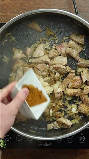 Easy High Protein Pork Lentil Curry! 🍛