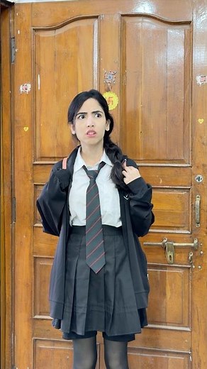 Why everyone scared from Simran?😰❤️‍🩹|Simran Makhija| #shorts #schoollife #school #sad #love