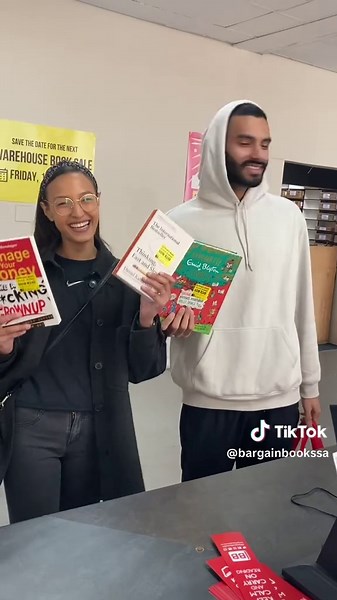 Bargain Books Warehouse Sale in Cape Town