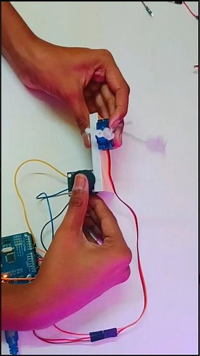 MASTERING MOTION:Control Servo Motors with Arduino & 🕹️ | DIY Robotics Tutorial #shorts #viralshorts