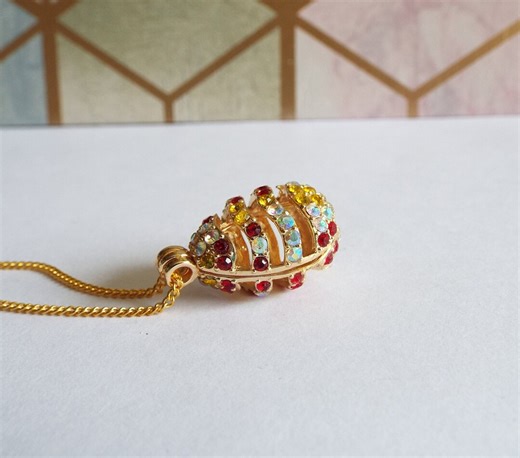 Golden Faberge Inspired Necklace - Etsy UK