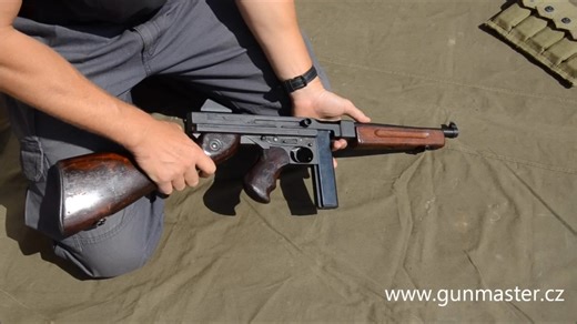 美制汤普森（汤姆逊）M1A1冲锋枪武器分解结合