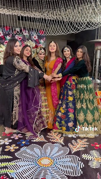 Mishi Awais on TikTok