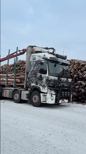 Velj. Vartiamäki Oy: Renault Trucks C-sarjan puuauto