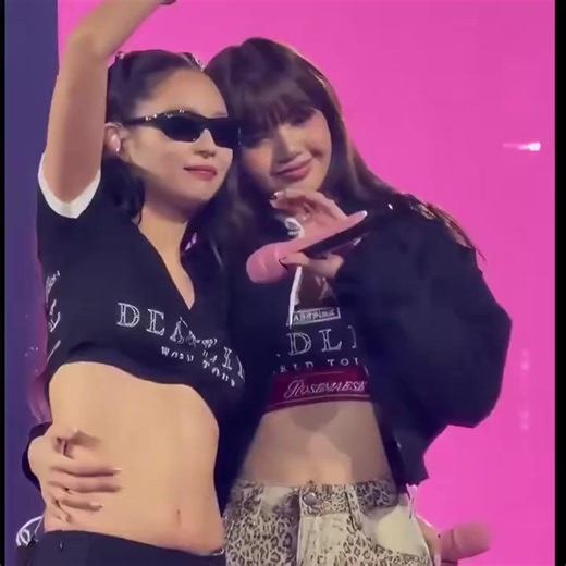 🫶 #jenlisa #jennie #lisa