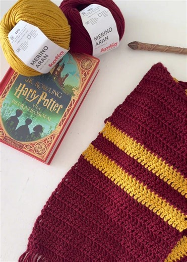 Y tú… ¿de qué casa de Hogwarts eres?🤭 #harrypottertiktok #hogwarts #gryffindor #crochet #crochetersoftiktok