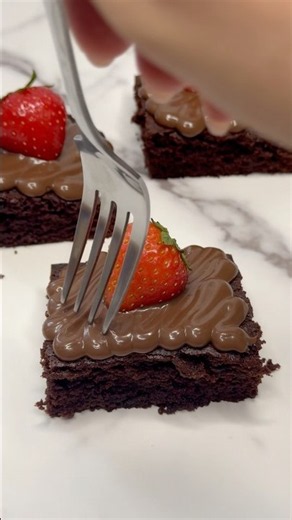 My fav Chocolate Brownies🍫 (recipe below) #brownies