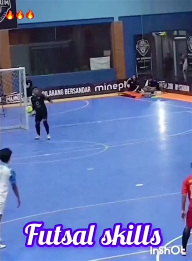 Crazy Futsal Skills #fyp #4upage #skills #dribbling #futsalskill ⚽️🔥💪❤️👍
