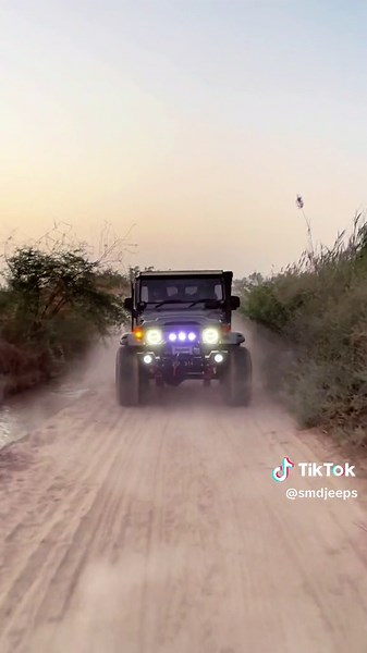 Modified FJ40 Jeep in Pakistan | Jeep Life | Jeep 4x4