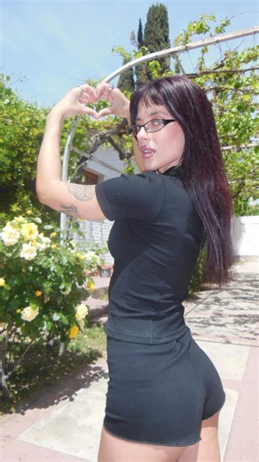 CHESSI | Últimassssss polo chita y últimos días de cyber Bye bye 💋 | Instagram