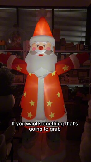 Inflatable 8ft Santa Clause 🎅😍#christmasgiftideas #santaclaus #tiktokshopblackfriday #tiktokshopcybermonday #spotlightfinds