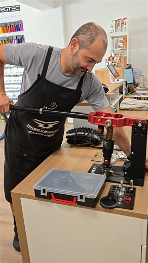 38 reactions · 7 comments | Testing the New Tool for Cisco Disco on @workmate_appreciation Rear Shock Thanks to @laba_seven for sorting us out with this new machine落⚡️ #laba7 #bikesnshocks #suspensionspecialists #dynotuning #mtbshop #mtbsuspension #mtbsuspensionservice | Bikes N Shocks | Facebook