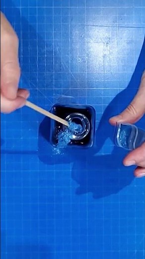 Make this magical swirling potion at home!