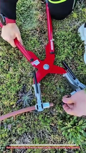 Heavy-Duty Manual Crimping Tool for 6–50 mm² Cable Terminals with High-Force Hand-Operated Mechanism